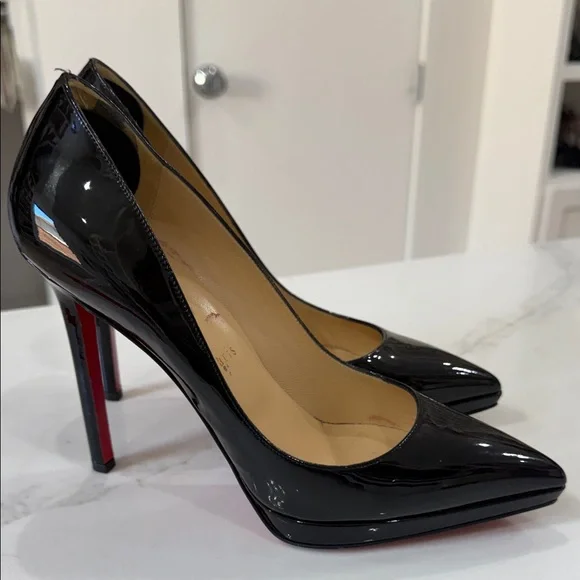 Christian Louboutin -Classic Black Patent High Heel Pumps with Red Sole - - Picture 5 of 7
